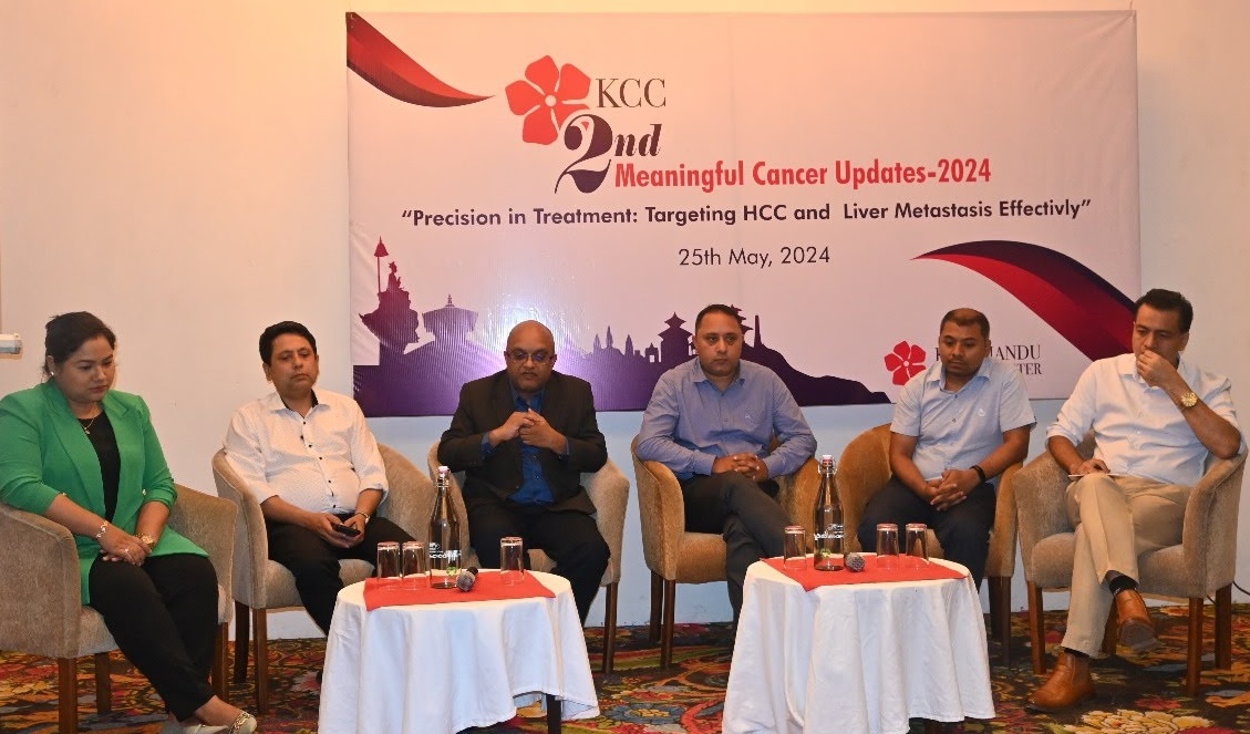 Liver cancer specialists panel discussion at KCC's forum on precision treatment for HCC and liver metastasis